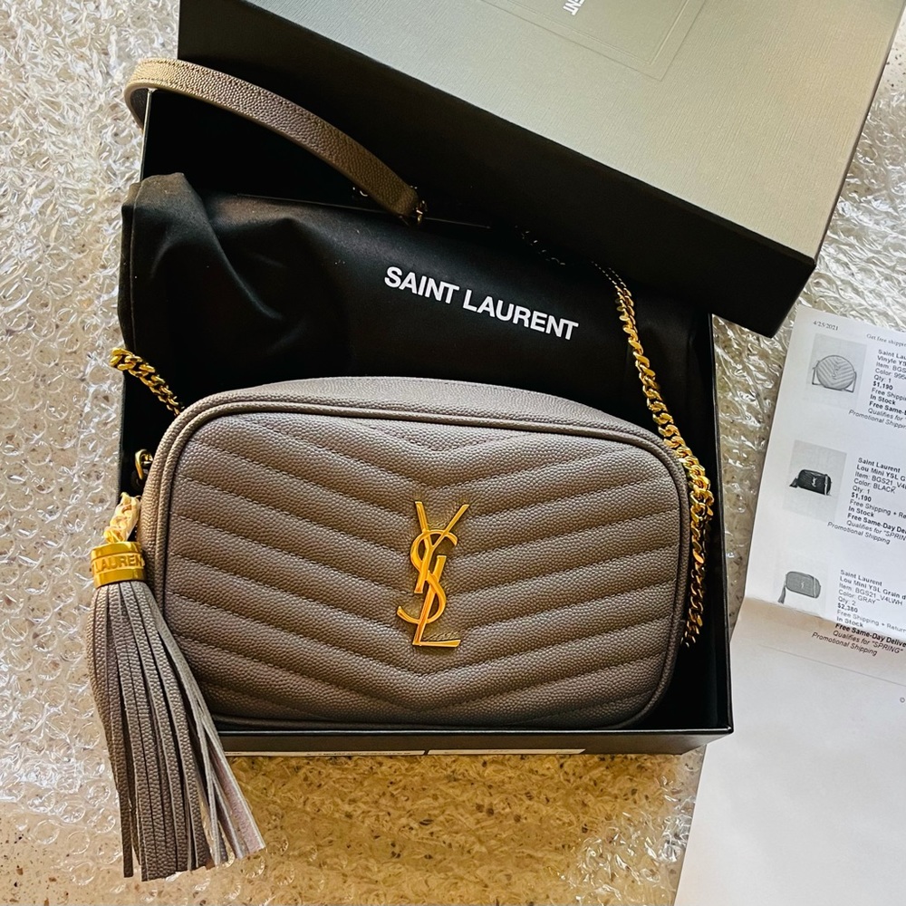 SOLD 🤍 LOU MINI QUILTED GRAIN DE POUDRE LEATHER